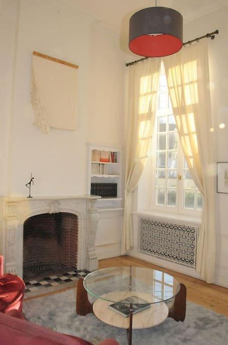 Petit Chateau A La Campagne. Beloeil Luaran gambar